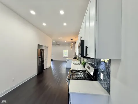 3251 Sutherland Avenue Indianapolis IN 46205