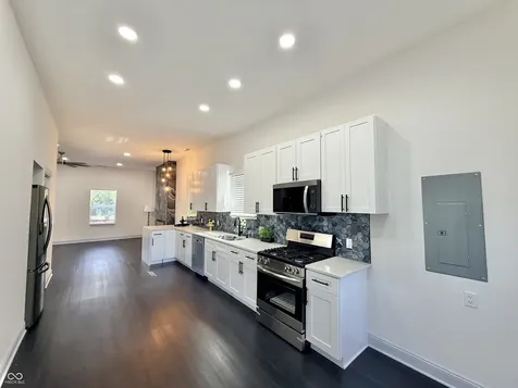 3251 Sutherland Avenue Indianapolis IN 46205