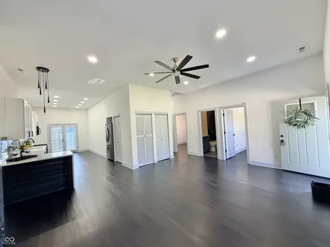 3251 Sutherland Avenue Indianapolis IN 46205