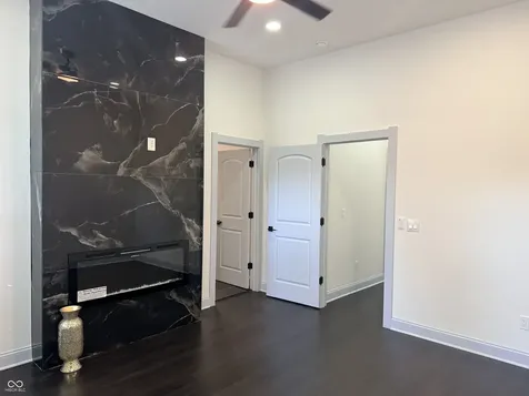 3251 Sutherland Avenue Indianapolis IN 46205
