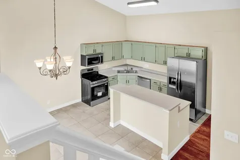 1483 Bridle Way Columbus IN 47201