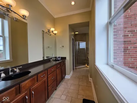 2105 N Meridian Street Indianapolis IN 46202