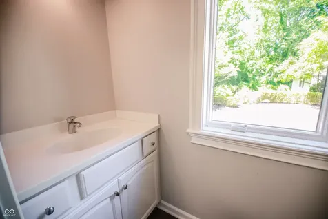 5710 Brookwood Road Indianapolis IN 46226