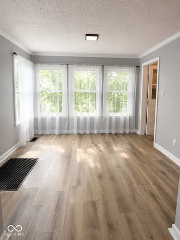 344 W Edwards Avenue Indianapolis IN 46217