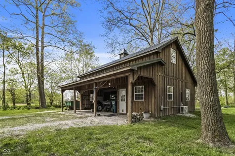 3594 W County Road 600 S Clayton IN 46118