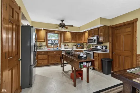 3594 W County Road 600 S Clayton IN 46118