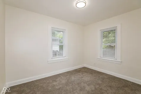927 N Chester Avenue Indianapolis IN 46201