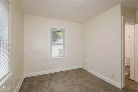 927 N Chester Avenue Indianapolis IN 46201