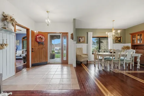 2496 Turf Way Shelbyville IN 46176