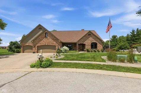 2496 Turf Way Shelbyville IN 46176