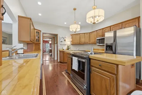 2496 Turf Way Shelbyville IN 46176