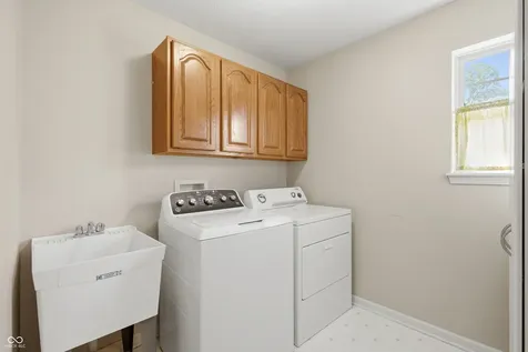 4513 Lost Tree Drive Indianapolis IN 46268