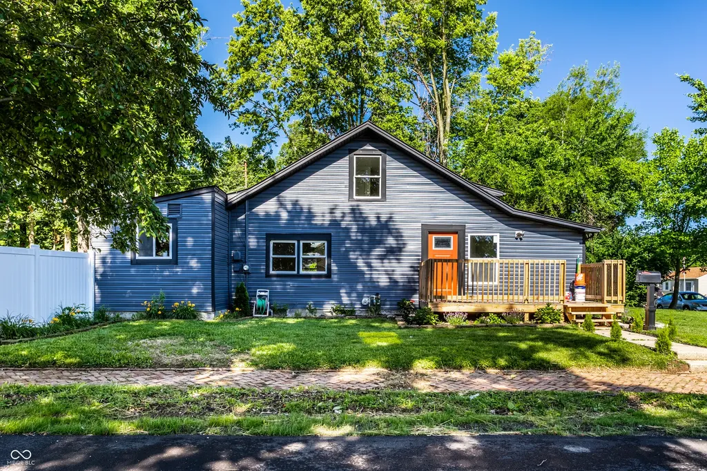 1395 Evans Avenue Noblesville IN 46060