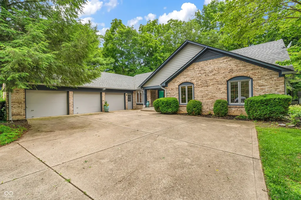 6992 Forest Ridge Court Plainfield IN 46168