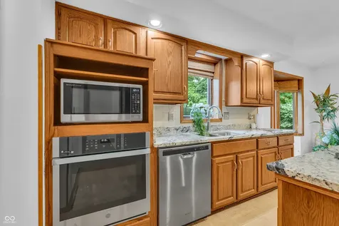 6992 Forest Ridge Court Plainfield IN 46168