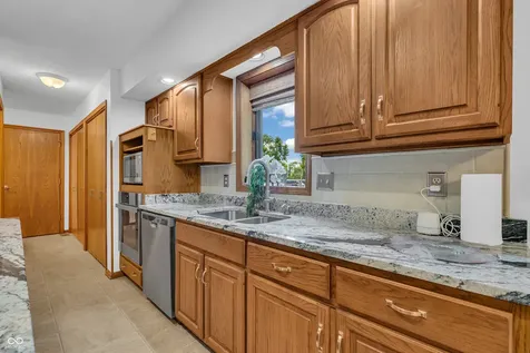6992 Forest Ridge Court Plainfield IN 46168