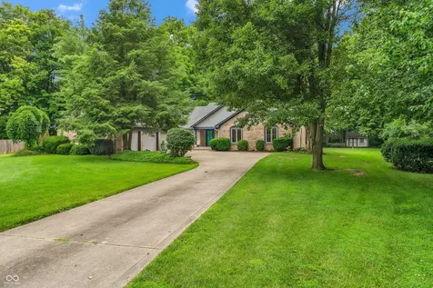 6992 Forest Ridge Court Plainfield IN 46168