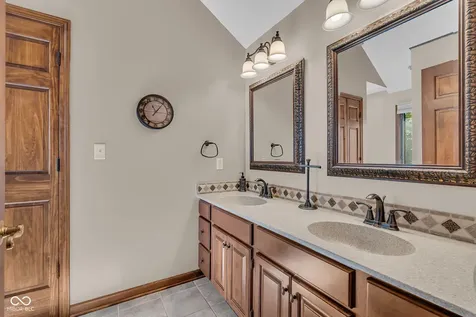2655 Schoolmaster Drive Plainfield IN 46168