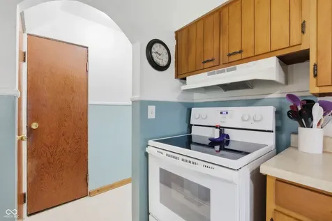 1124 Indianapolis Avenue Lebanon IN 46052