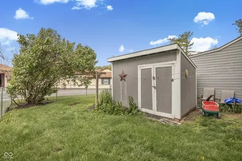 1124 Indianapolis Avenue Lebanon IN 46052