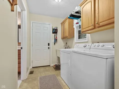 8054 S State Road 46 Terre Haute IN 47802