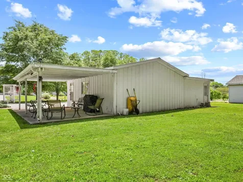 8054 S State Road 46 Terre Haute IN 47802