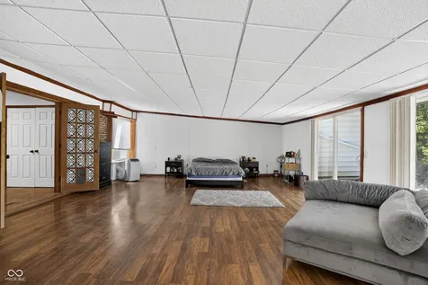 602 S 840 E Zionsville IN 46077