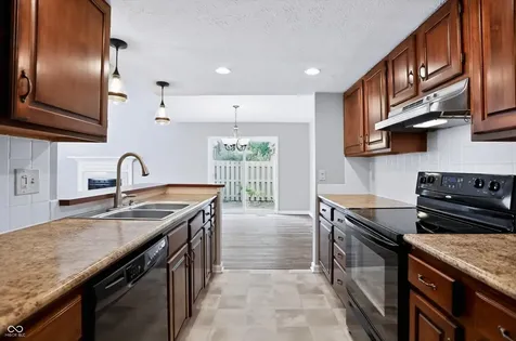 512 Conner Creek Drive Fishers IN 46038