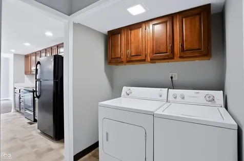 512 Conner Creek Drive Fishers IN 46038