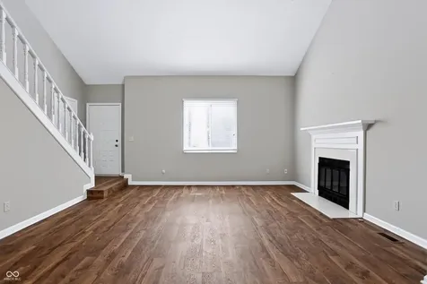 512 Conner Creek Drive Fishers IN 46038