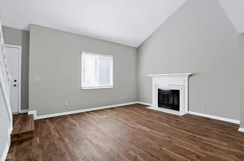 512 Conner Creek Drive Fishers IN 46038