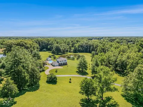 7221 S Sprague Road Columbus IN 47201