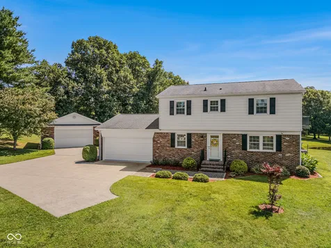 7221 S Sprague Road Columbus IN 47201