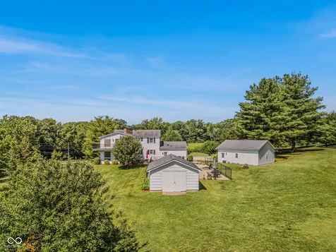 7221 S Sprague Road Columbus IN 47201