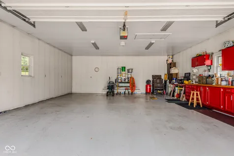 7221 S Sprague Road Columbus IN 47201