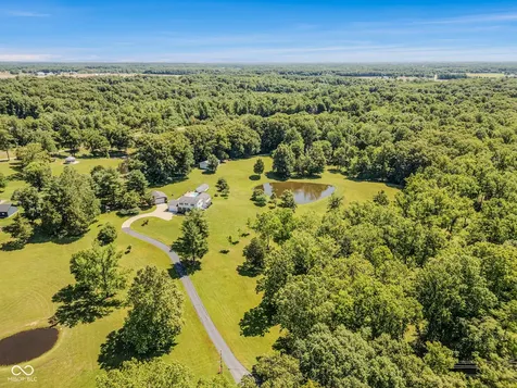 7221 S Sprague Road Columbus IN 47201