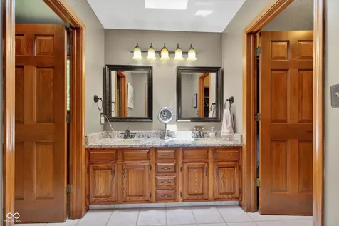 316 Tremont Noblesville IN 46062