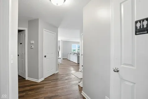 1456 Stormhaven Greenwood IN 46143