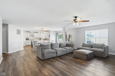 1456 Stormhaven Greenwood IN 46143