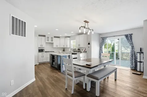 1456 Stormhaven Greenwood IN 46143