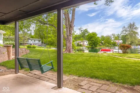 309 Flatrock Drive Columbus IN 47201