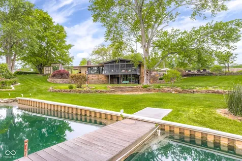 309 Flatrock Drive Columbus IN 47201