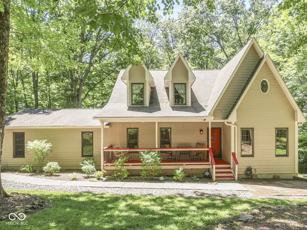 8194 Center Lake Road Nineveh IN 46164