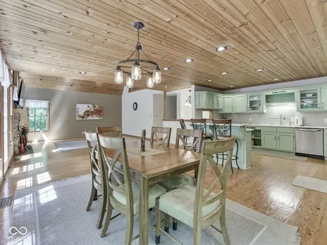 8194 Center Lake Road Nineveh IN 46164