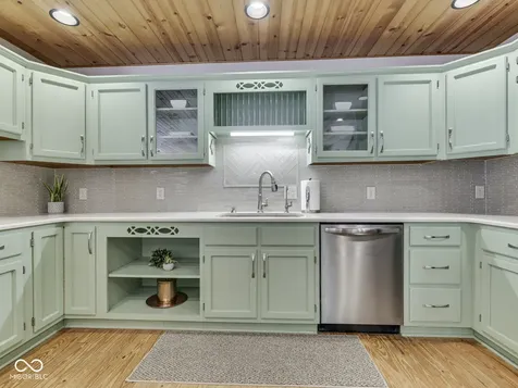 8194 Center Lake Road Nineveh IN 46164