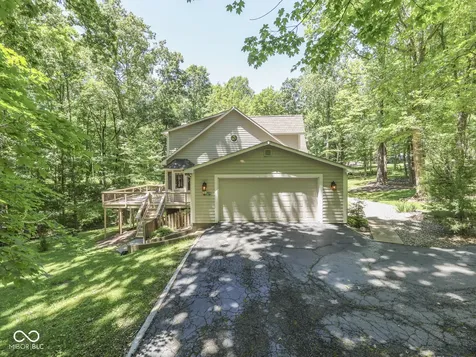 8194 Center Lake Road Nineveh IN 46164