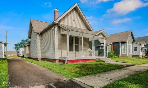634 Hutchins Avenue Columbus IN 47201