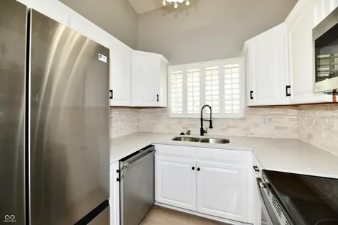6637 Sunbury Drive Indianapolis IN 46241