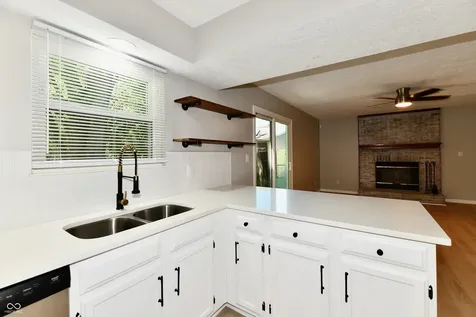 4746 Rocky Knob Lane Indianapolis IN 46254