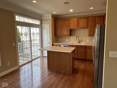 8645 Meridian Square Drive Indianapolis IN 46240